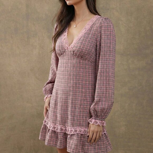 Baby Pink Elegant Women's Boho Embroidered Plaid Mini Dress - Picture 4 of 6